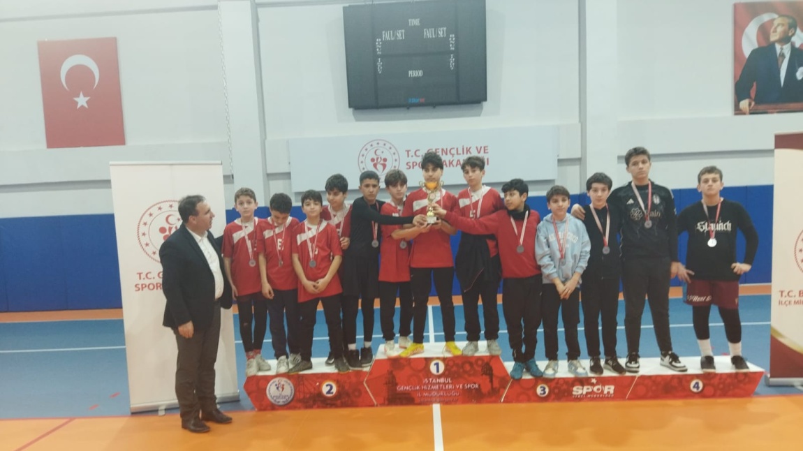 Yıldız Erkek Futsal Takımımız İkinci Oldu.